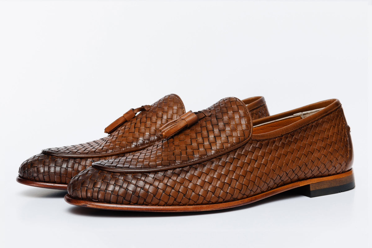 Vinci Leather The Mclean Shoe Tan Woven Tassel Loafer Men  Shoe – product view 2