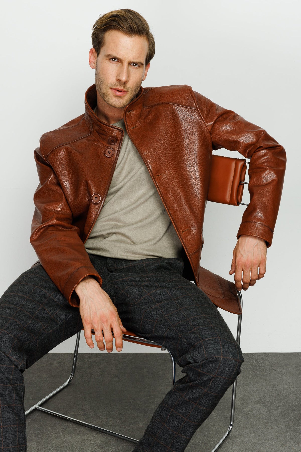 Vinci Leather The Barclay Brown Leather Men Jacket – product view 3