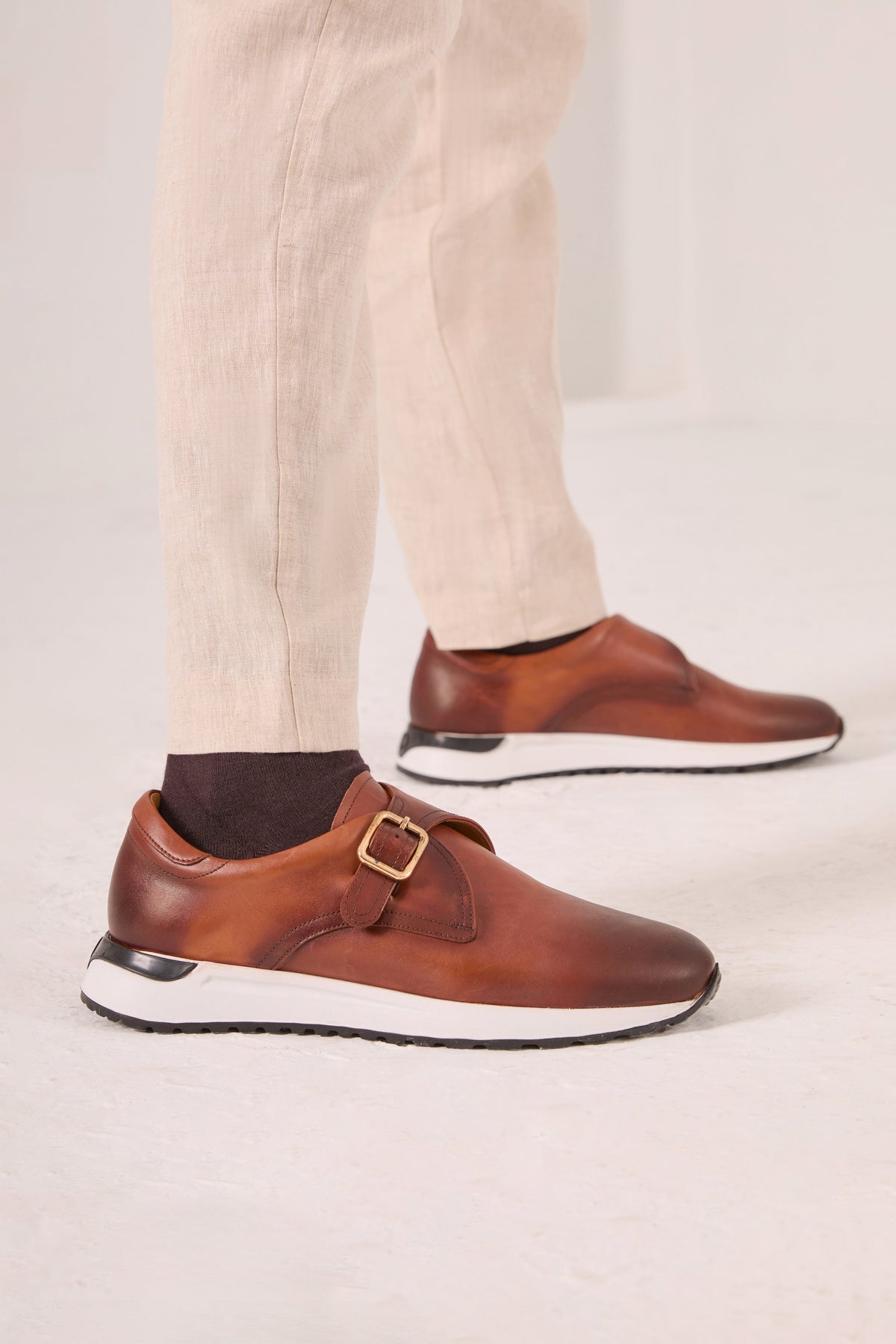 Vinci Leather The Torino Tan Leather Men Sneaker – product view 3