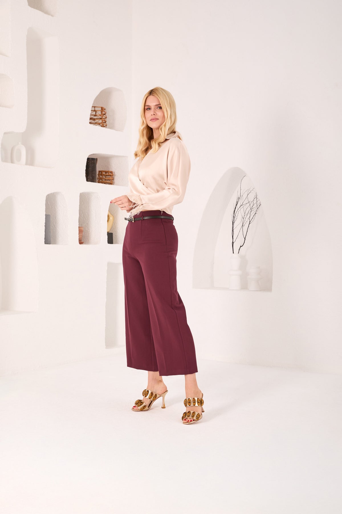 Vinci Leather The Eclipse Gold Leather Women Sandal – product view 11