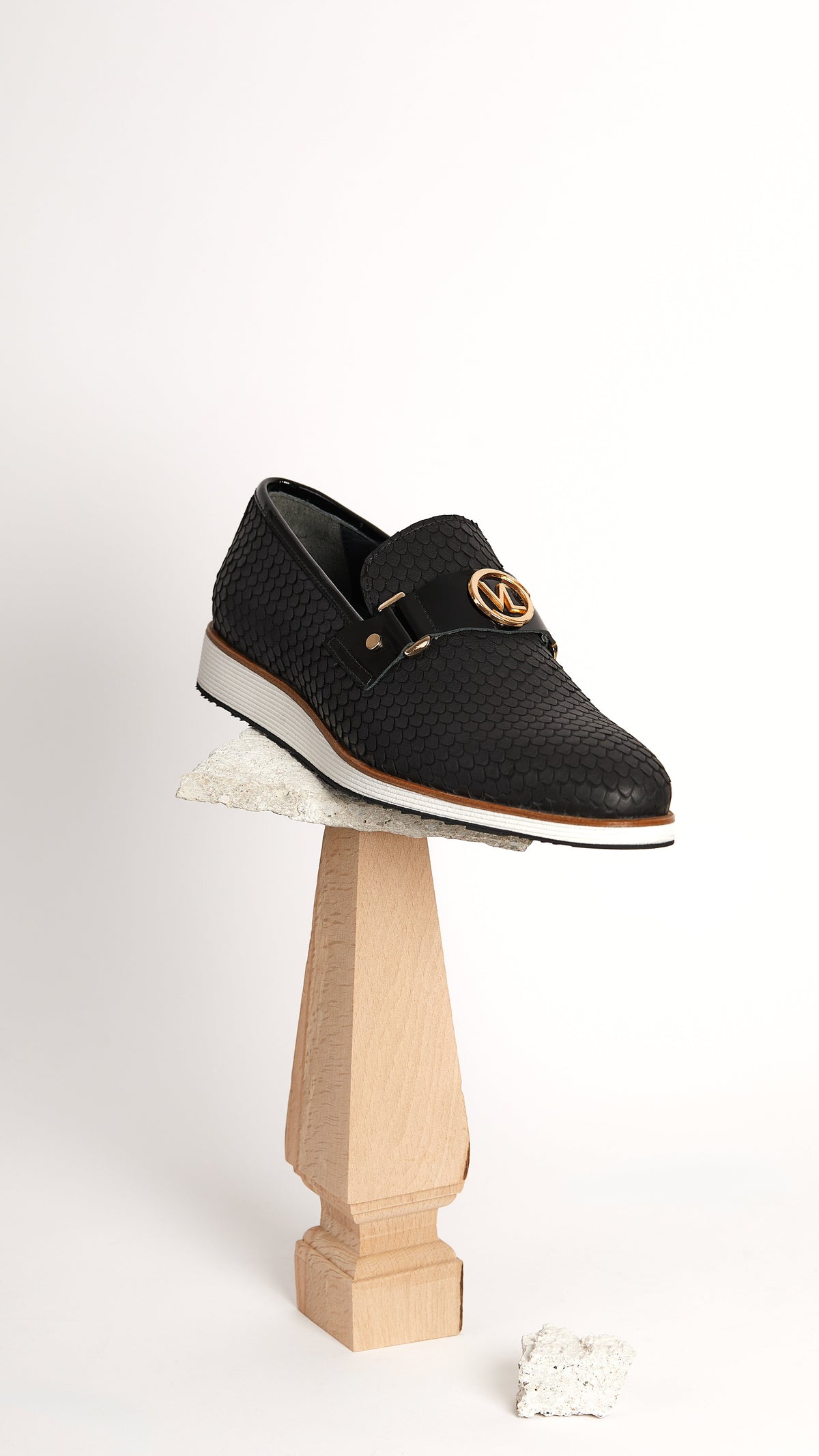 Vinci Leather The Legacy Black Leather Men Casual Loafer Shoe – product view 11