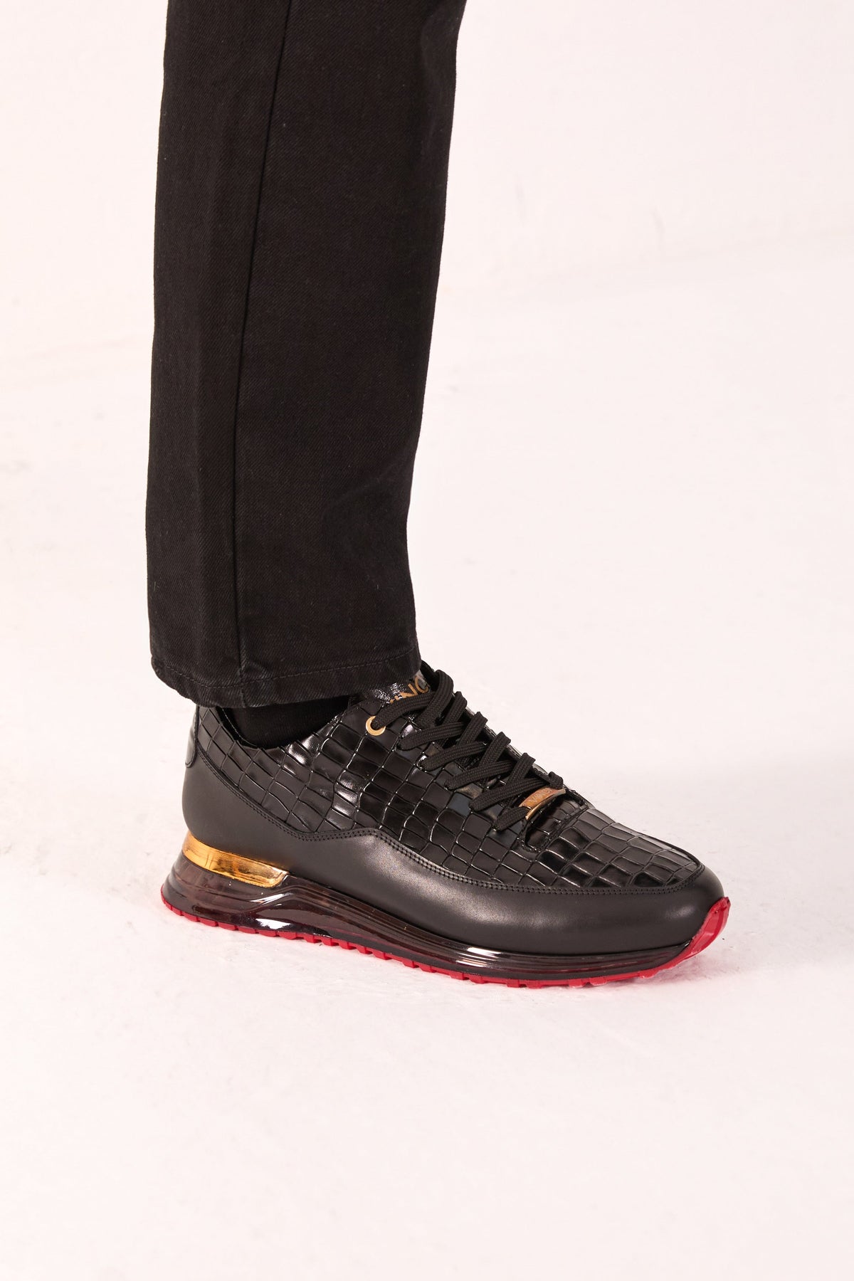 Vinci Leather The Marseille Black Leather Men Sneaker – product view 10