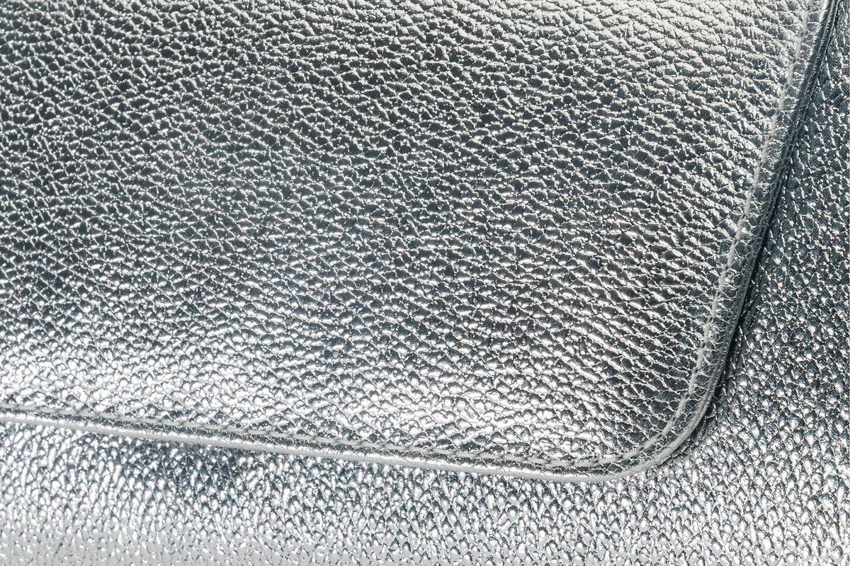 Vinci Leather The Ege Silver Leather Clutch – product view 3