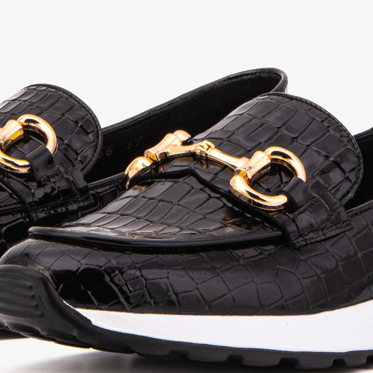 Vinci Leather The Milan Black Croc-Embossed Patent Leather Women Sneaker – product view 2