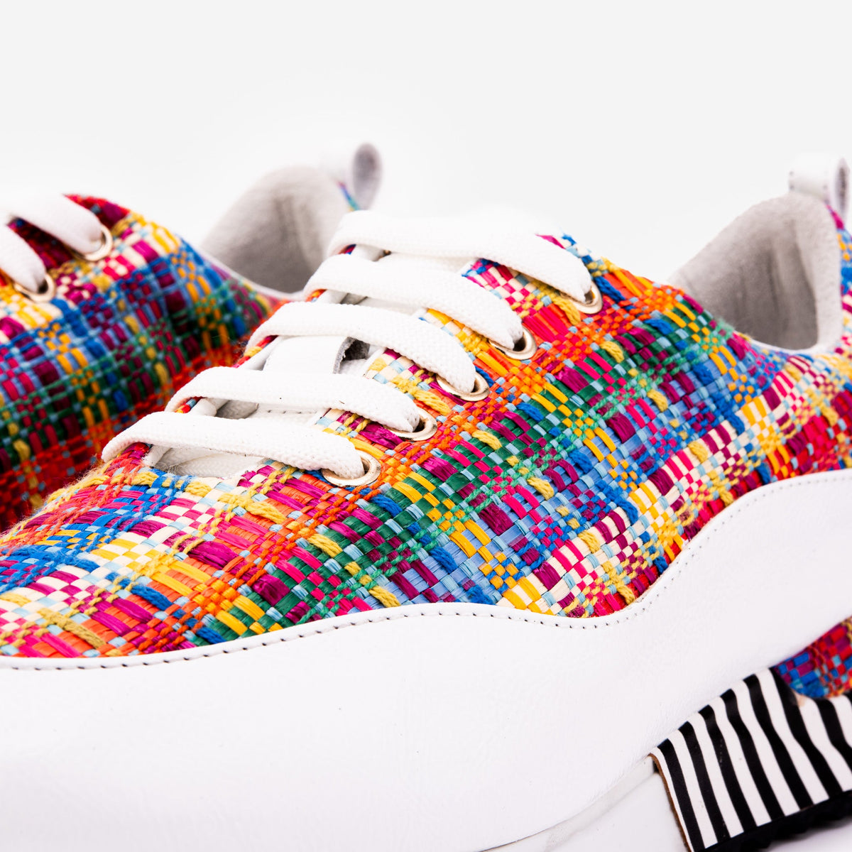 Vinci Leather The Valencia White Leather Women Sneaker – product view 3