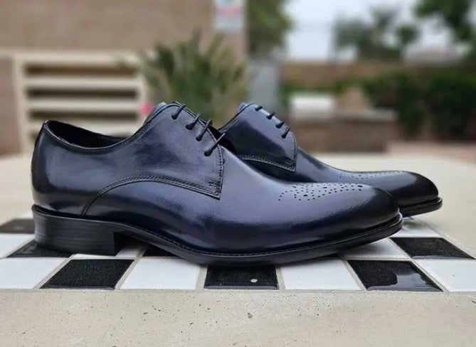 Ugo Vasare Burnished Calfskin Oxford - Black – product view 2