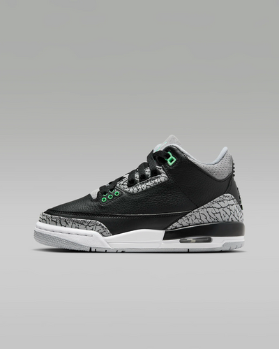 Air Jordan 3 Retro 'Green Glow' Big Kids' (GS) Sneakers — Black/Green Glow Leather Mid-Top