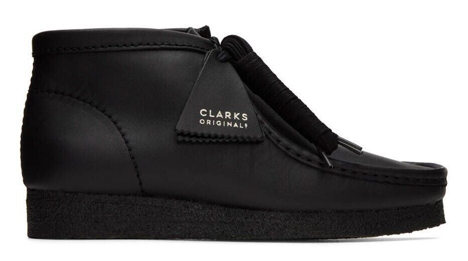 Clarks Originals Wallabee Boot Men's Black Leather 26155512 — product view 1