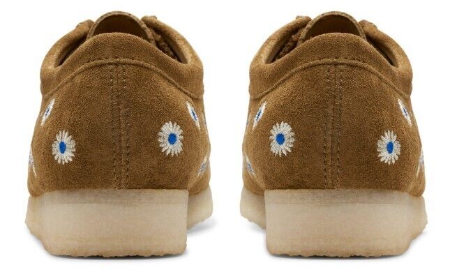 Clarks Originals Wallabee Men's Dark Olive Embroidered Suede 26175852 — rear view