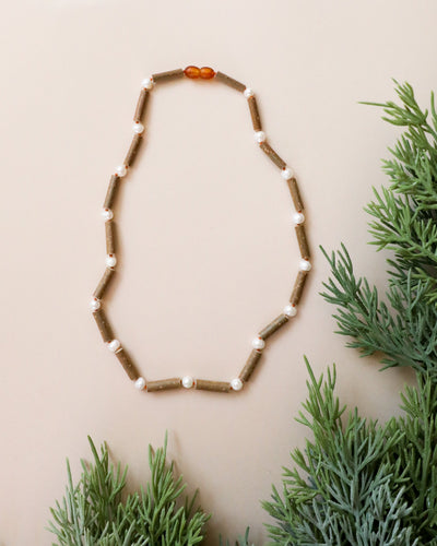 Hazelwood + Pearl || Beaded Necklace ||