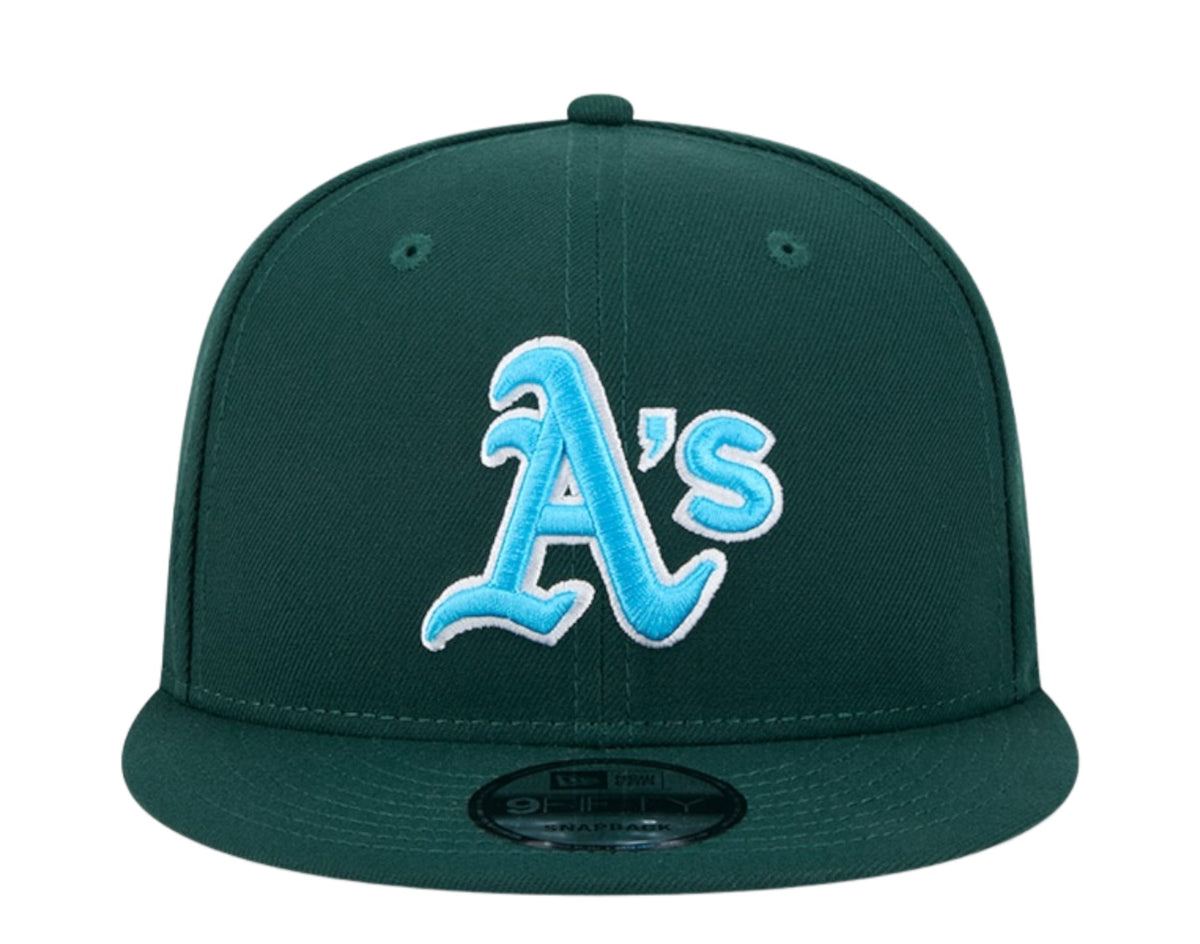 New Era Oakland Athletics Father's Day 2024 9FIFTY Men's Snapback Hat — Green/Blue