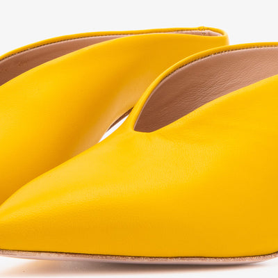 Vinci Leather The Solara Yellow Leather Women Mule Heel – product view 3