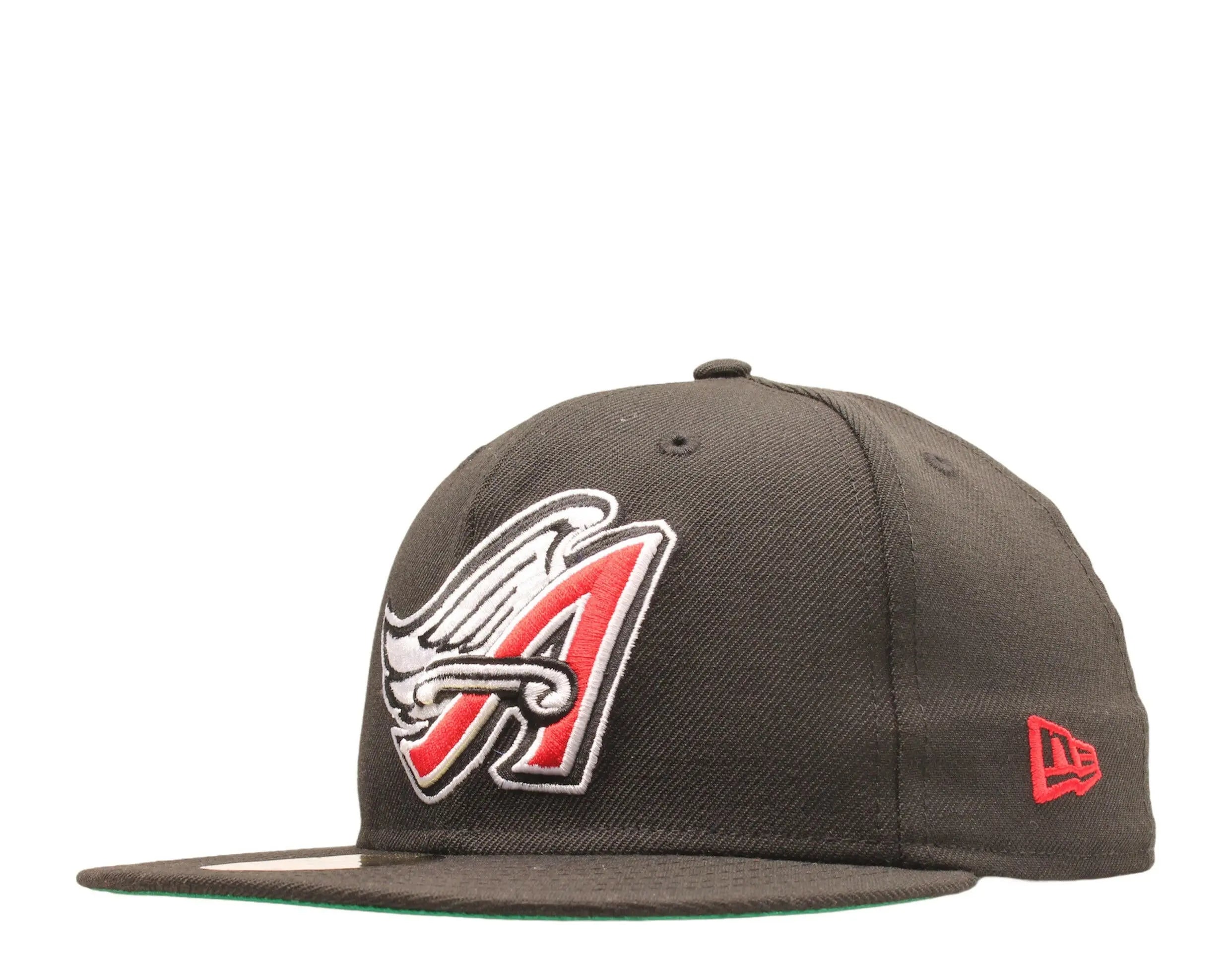 New Era 59Fifty Men Fitted Hat Black Anaheim Angels 2002 World Series Green Undervisor