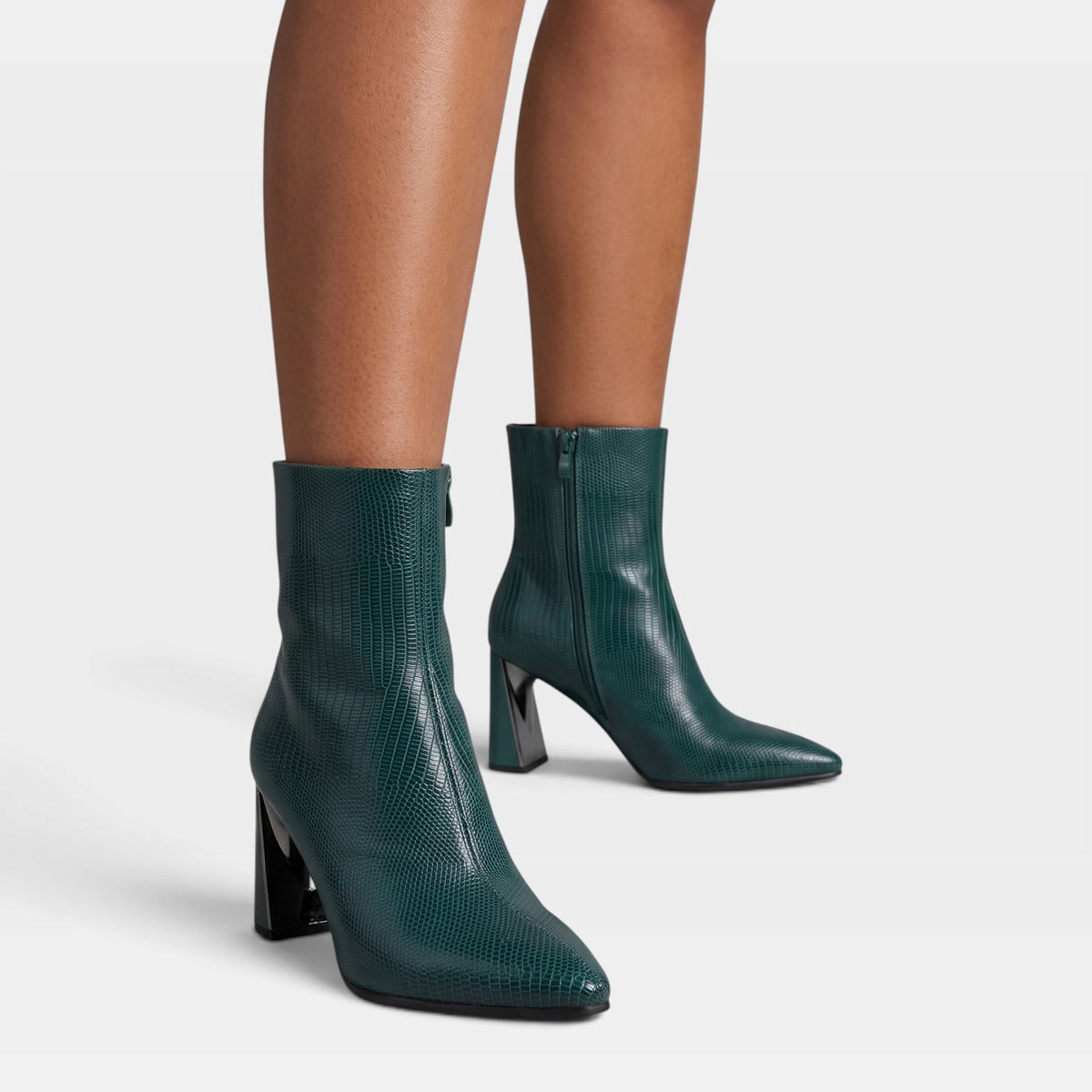 Azura Attention Women's Boots — product view 3