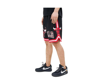 Pro Standard Chicago Bulls Classic Chenille Men Shorts Black