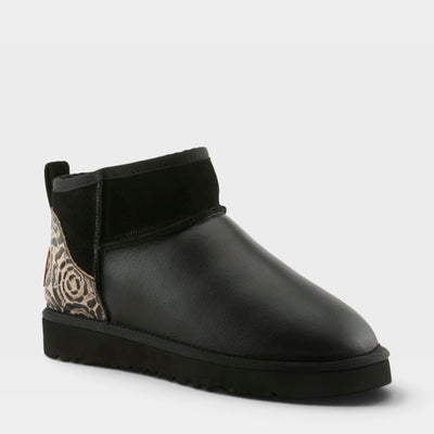 L'Artiste Brandai-Gloss Boots — product view 1