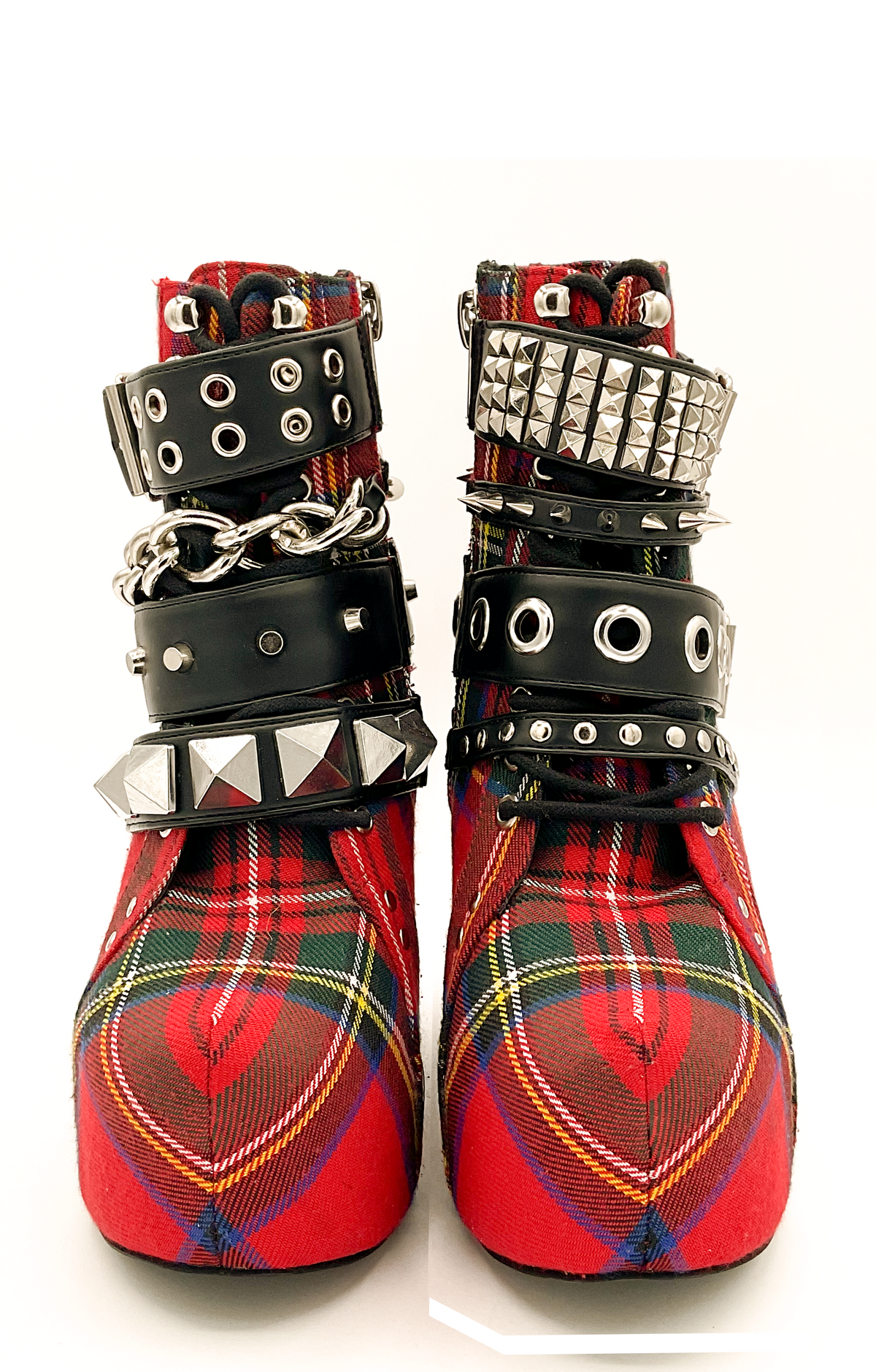Charla Tedrick  Brixton II Boot – front view