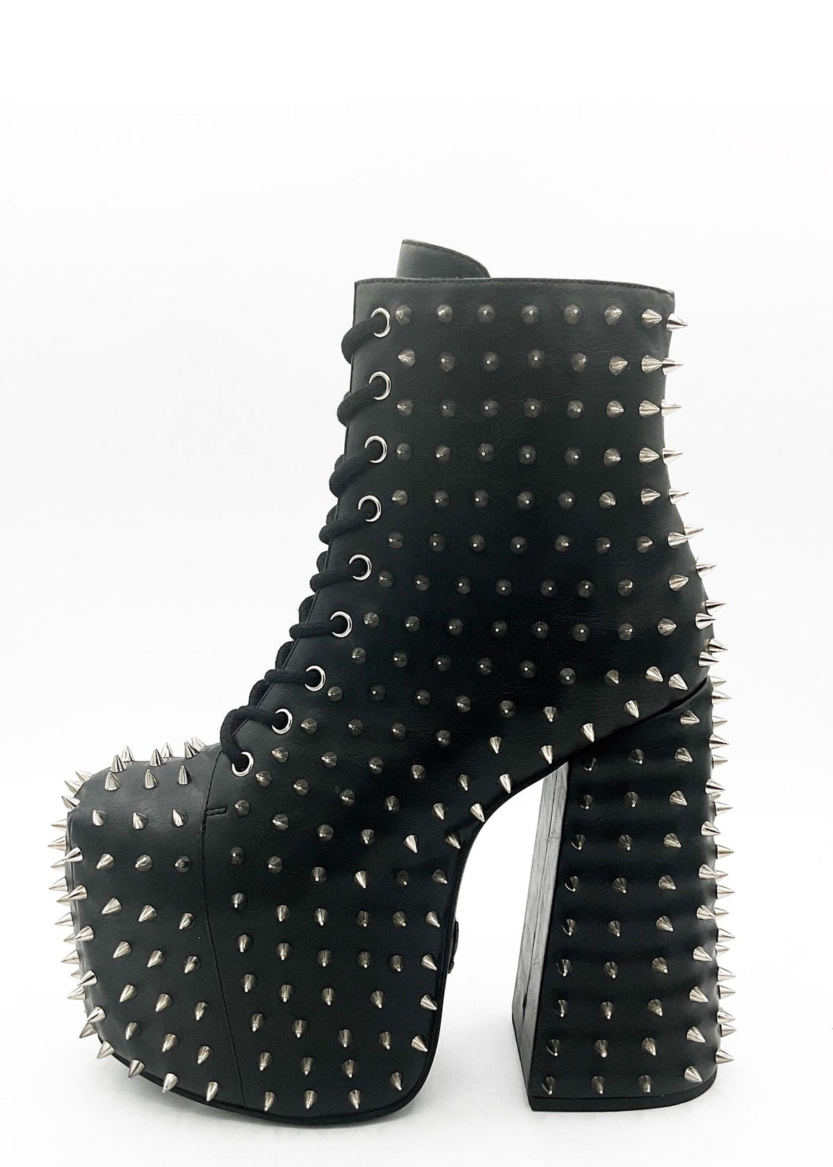Brutal Boot
