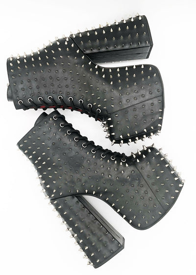 Brutal Boot