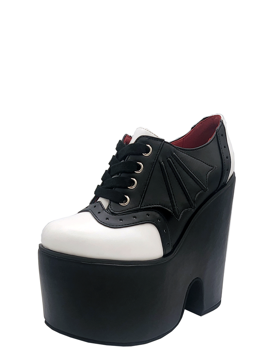 Charla Tedrick  Batty Oxford – product view 2