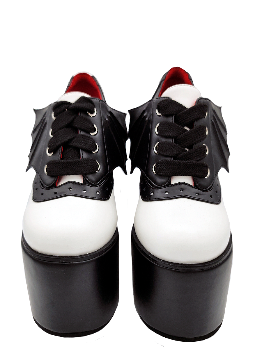 Charla Tedrick  Batty Oxford – front view