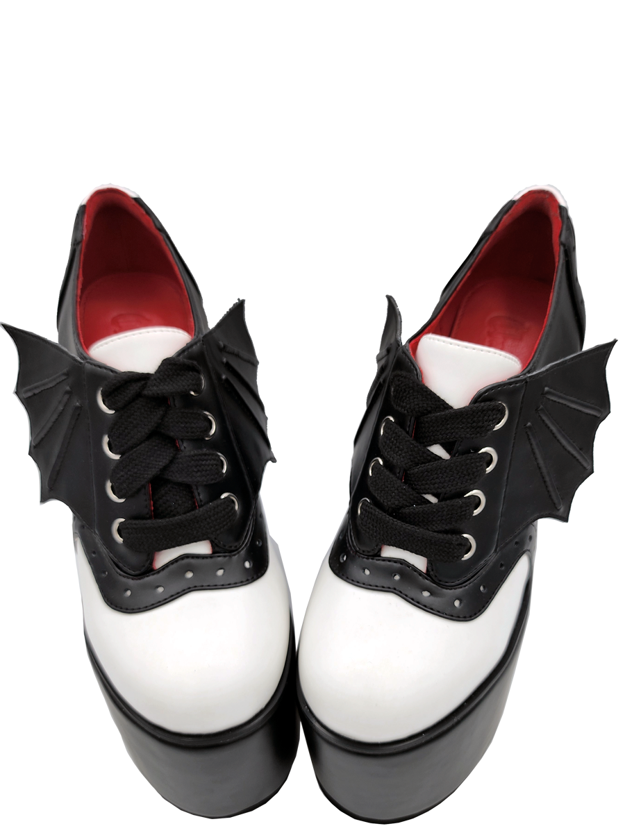 Charla Tedrick  Batty Oxford – top view