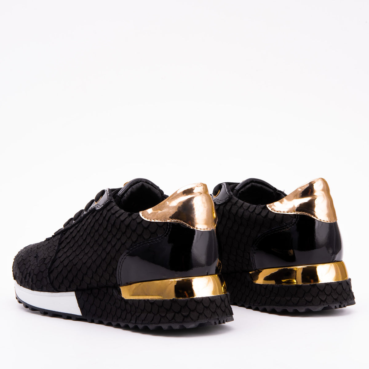 Vinci Leather The Scarlet Black Leather Women Sneaker – product view 3