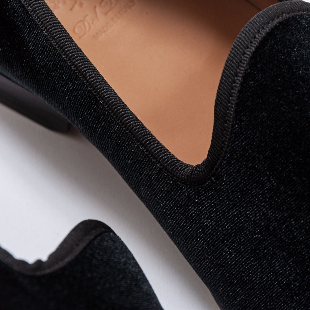 Del Toro Shoes Men's Black Velvet Slipper II