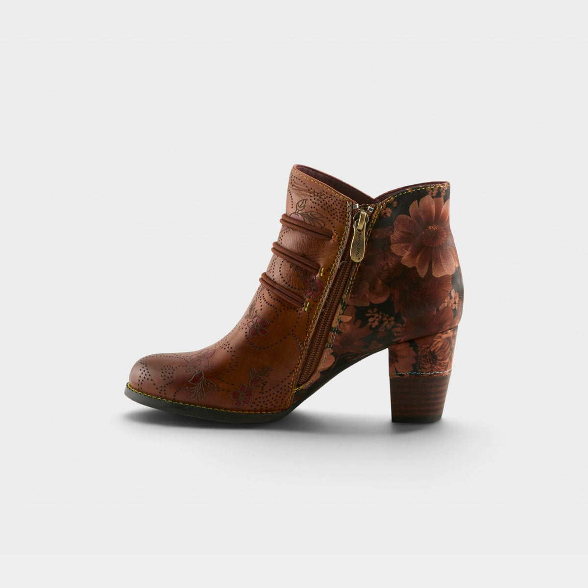 L'Artiste Chakakhan Women's Boots — product view 3