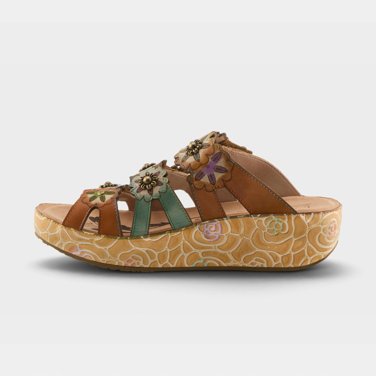 L'Artiste Cuddlecake Sandals — product view 4