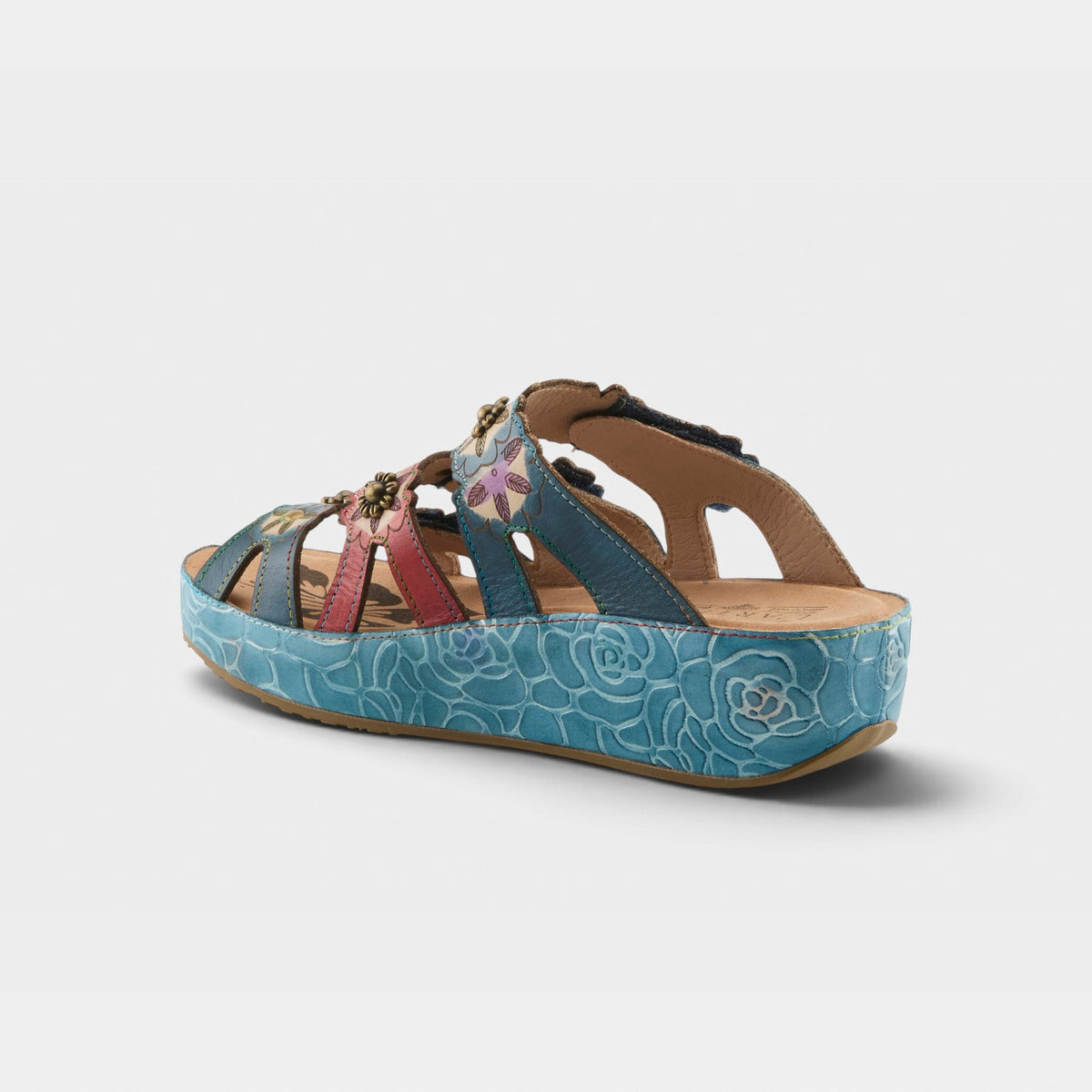 L'Artiste Cuddlecake Sandals — product view 17