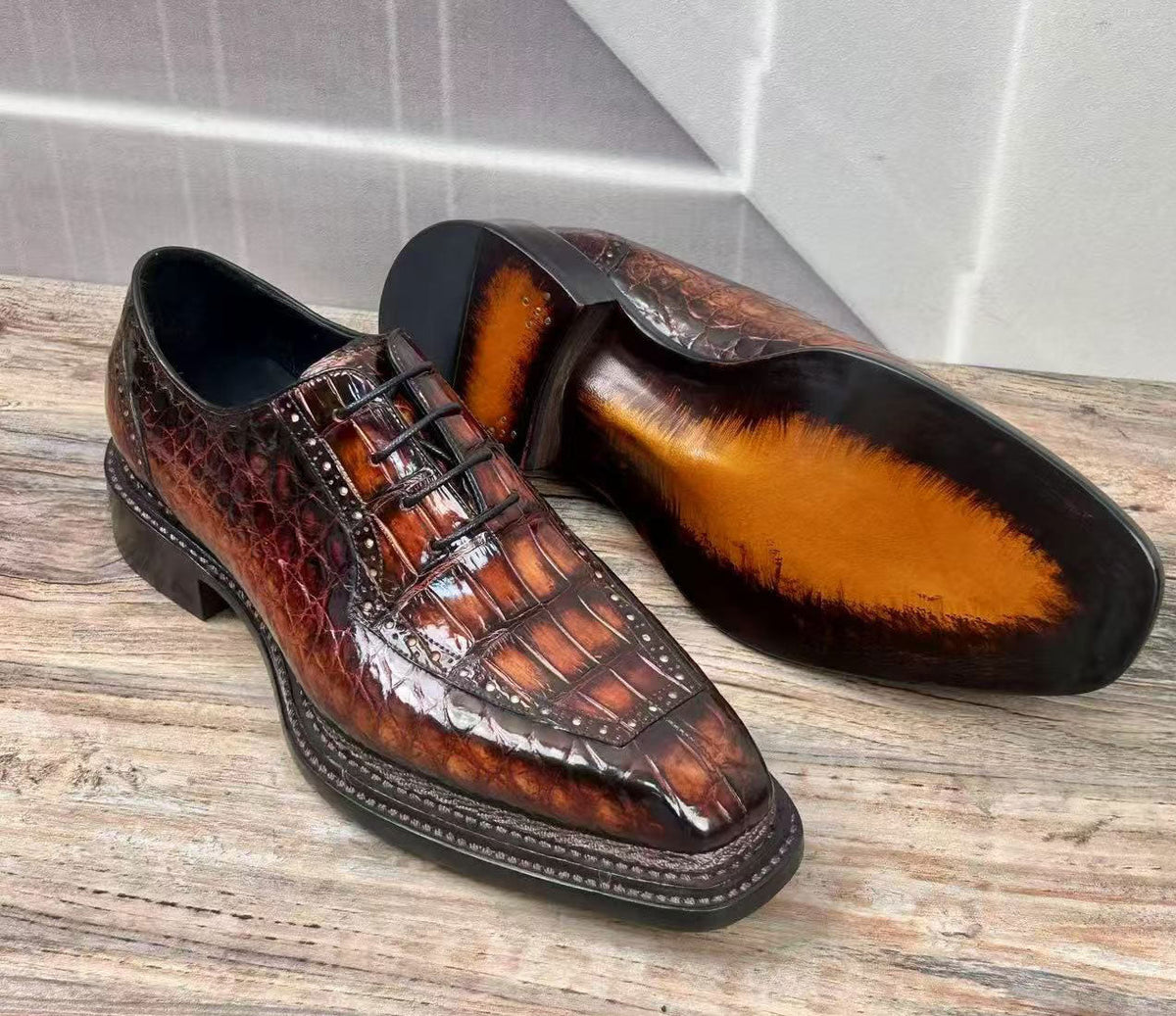Maurice Chancellor Alligator Oxford - Cognac – product view 4