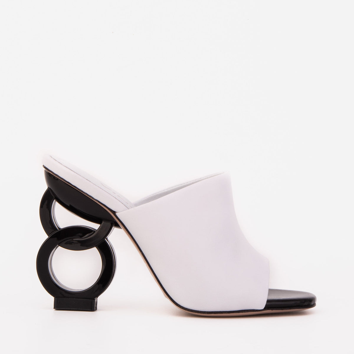 Vinci Leather The Cymmer White Leather Women Sandal – product view 1