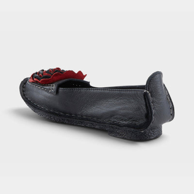 L'Artiste Dezi Women's Slip-On Shoes — product view 12