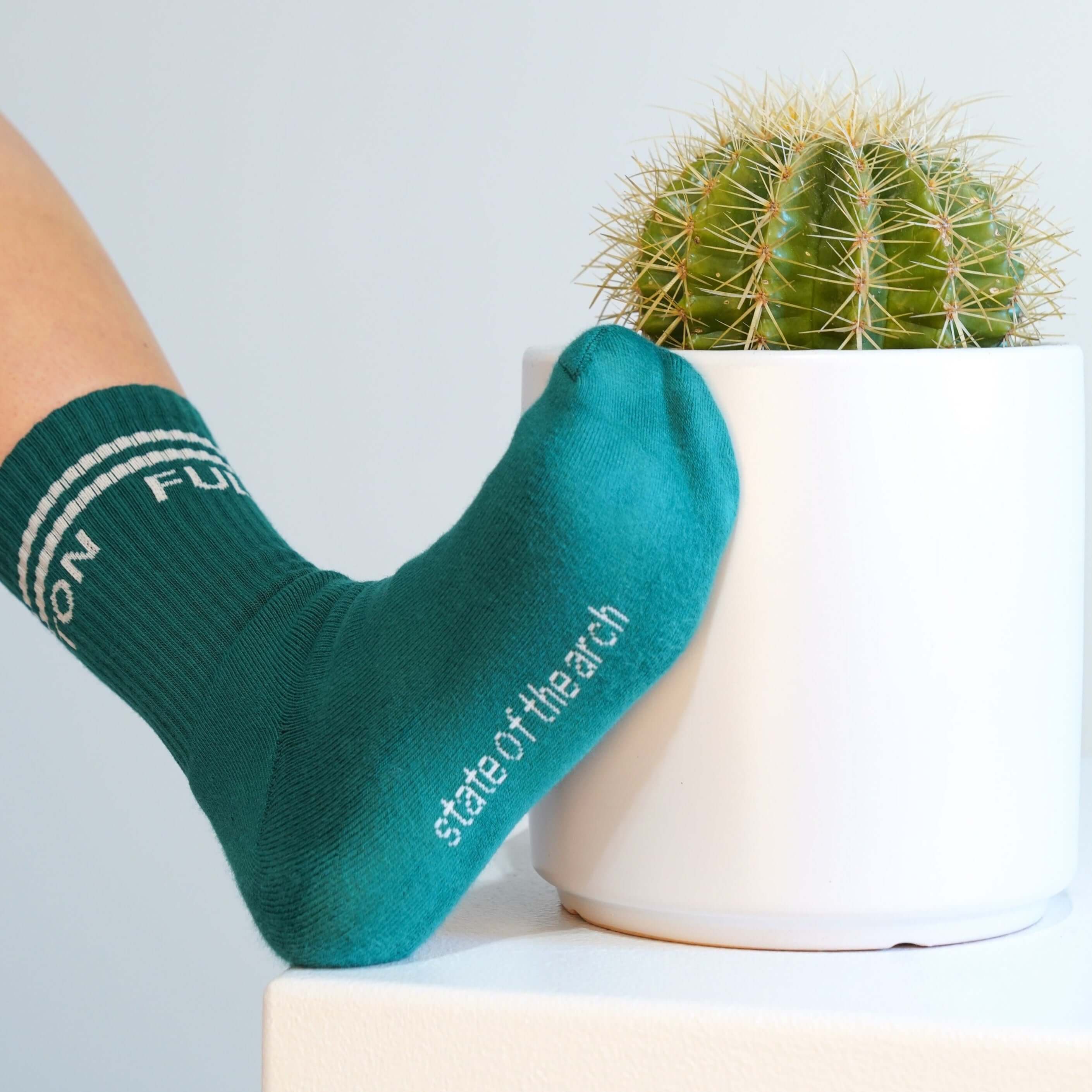 Fulton Comfort Support Socks – Men’s and Women’s Cushioned Everyday Socks front view