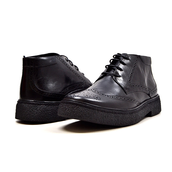 British Walkers Classic Playboy Men's Black Leather Wingtip Shoes view 1