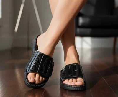 Eric Michael Darla Women’s Leather Comfort Sandal