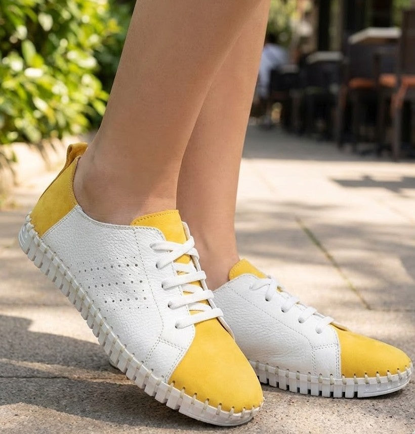 Eric Michael Ali Women’s Lace-Up Sneakers