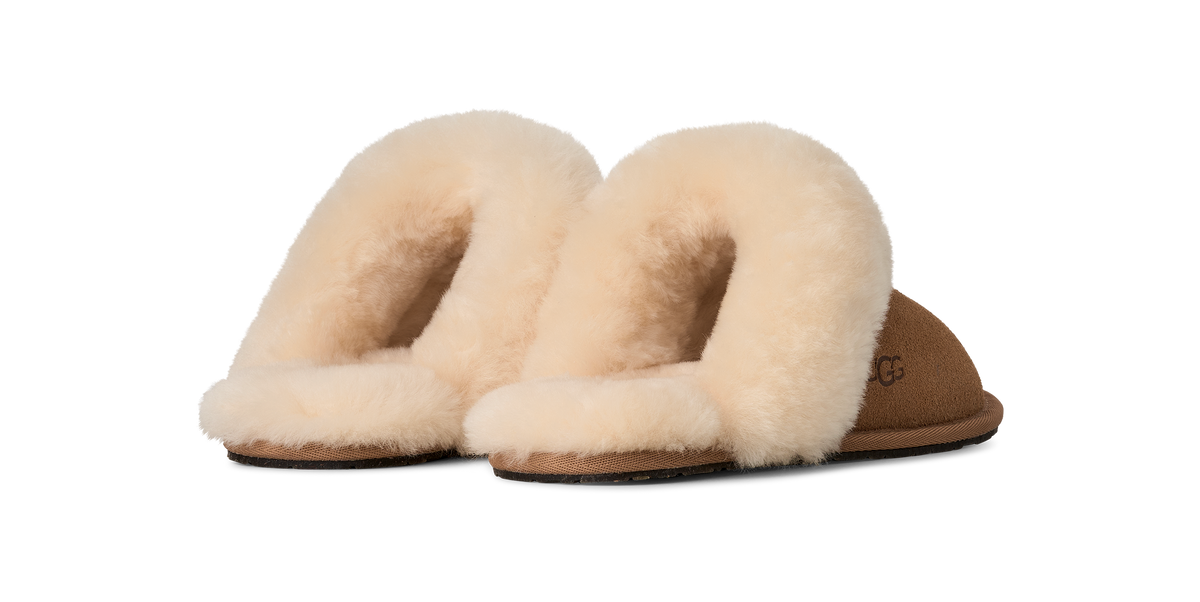 UGG Scuffette II Womens Slippers — Chestnut Suede