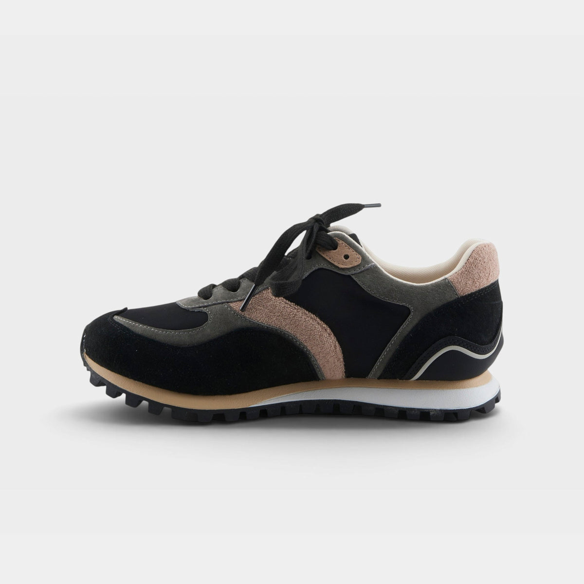 Patrizia Fiodh Sneakers — product view 2