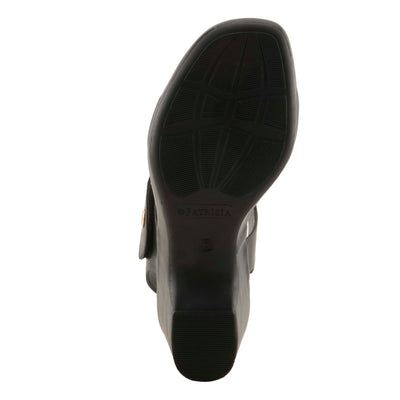 PATRIZIA GUILLEN SANDALS