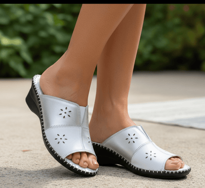 Gemini Anatomical Leather Slide