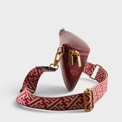 L'Artiste Artisan Women's Handbag — product view 13