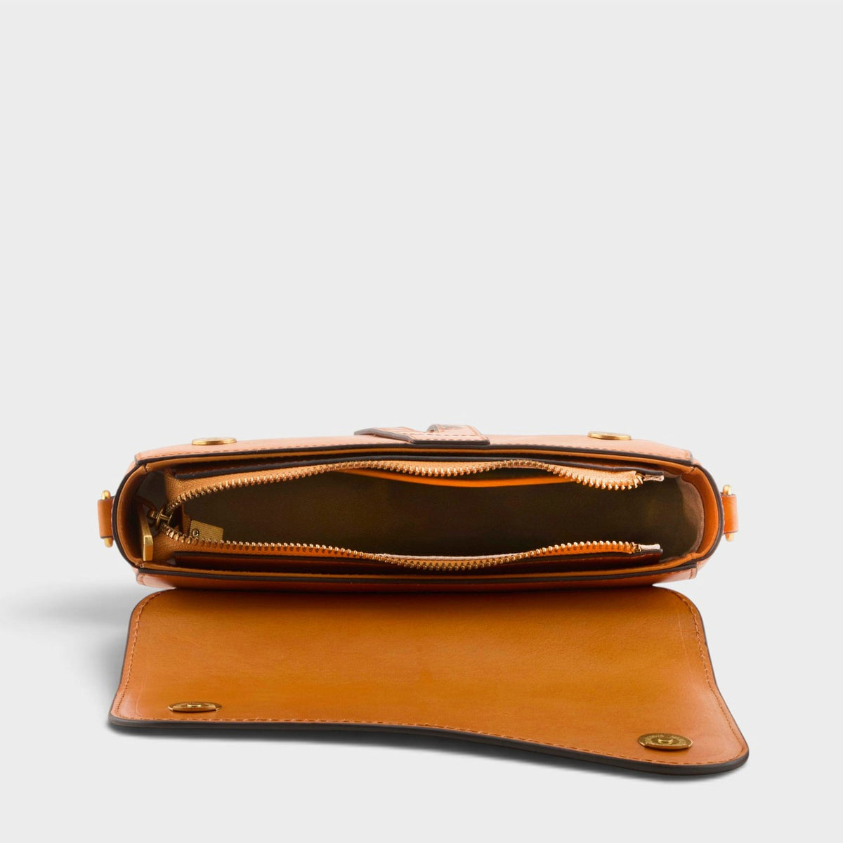 L'Artiste Canter Women's Handbag — product view 15