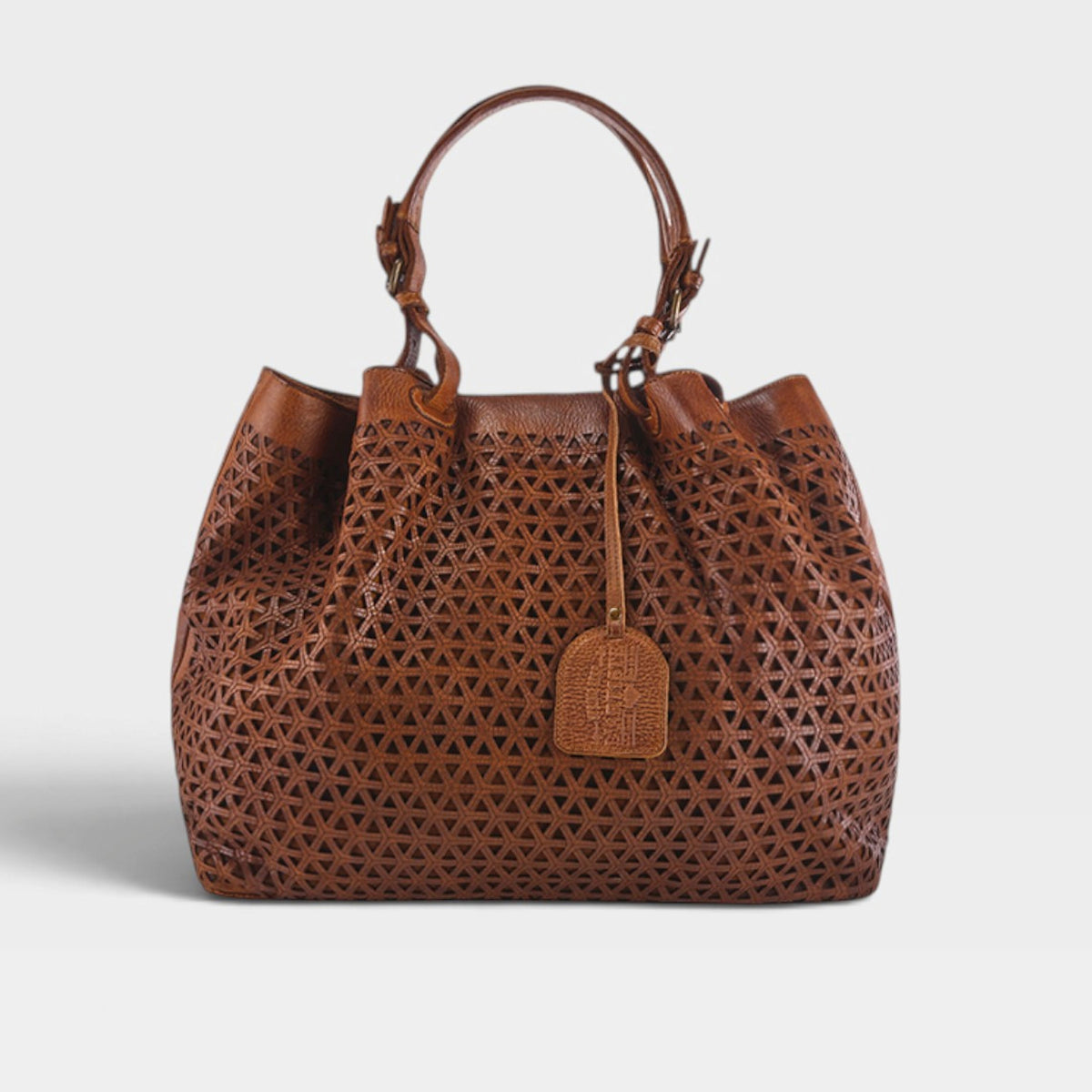 L'Artiste Cinch Handbag — product view 1