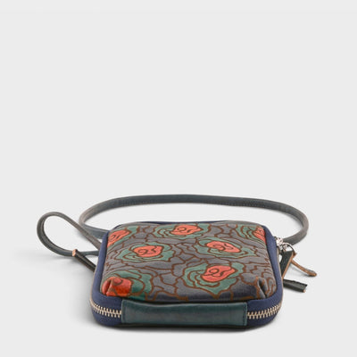 L'Artiste Enuff-Rose Handbag — product view 4
