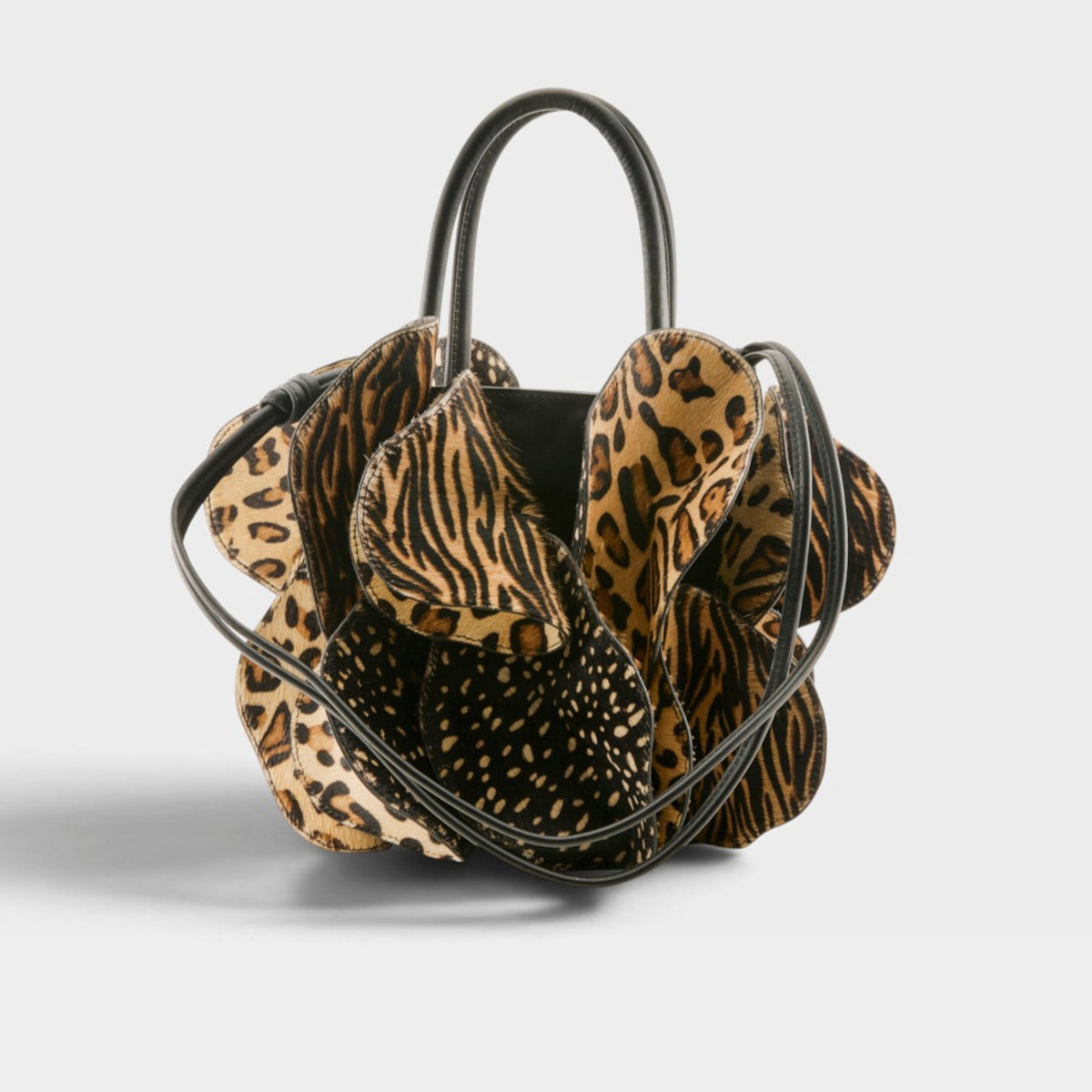L'Artiste Flutter Handbag — product view 1