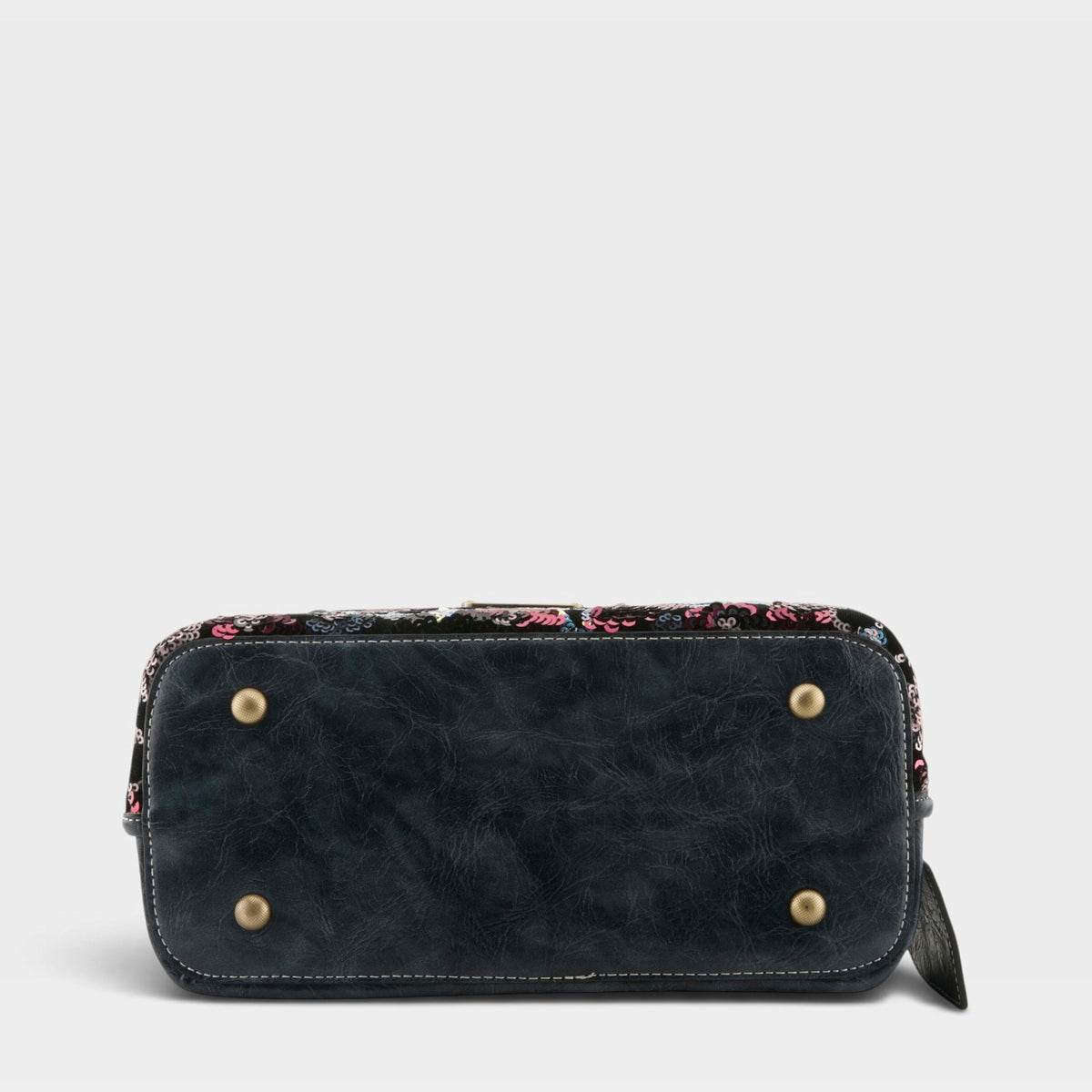 L'Artiste Shimmy Handbag — product view 4