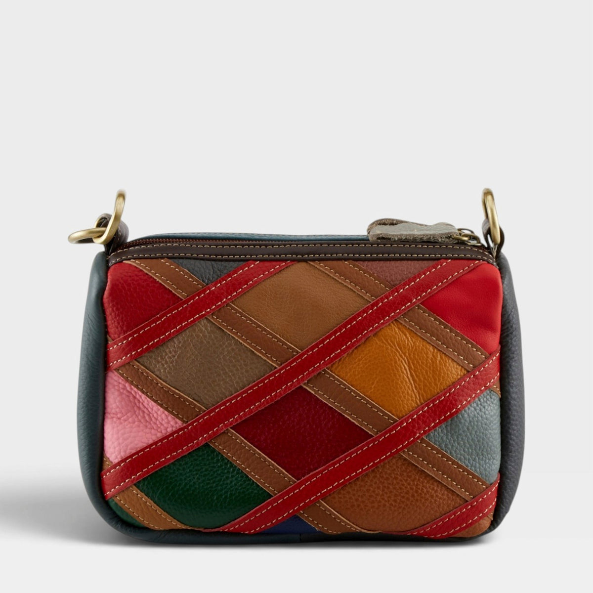 L'Artiste Shoulder Handbag — product view 2