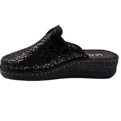 Hava Woman's Slip-On Leather Comfort Sandal